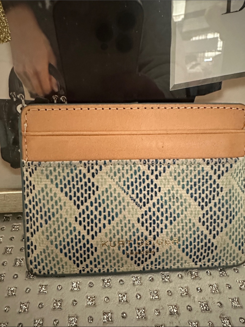 Kurt Geiger Camden Card Holder - EUC - Picture 2 of 7